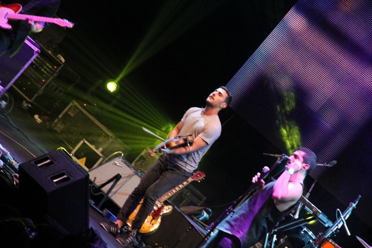 Mashrou Leila vs. Who Killed Bruce Lee